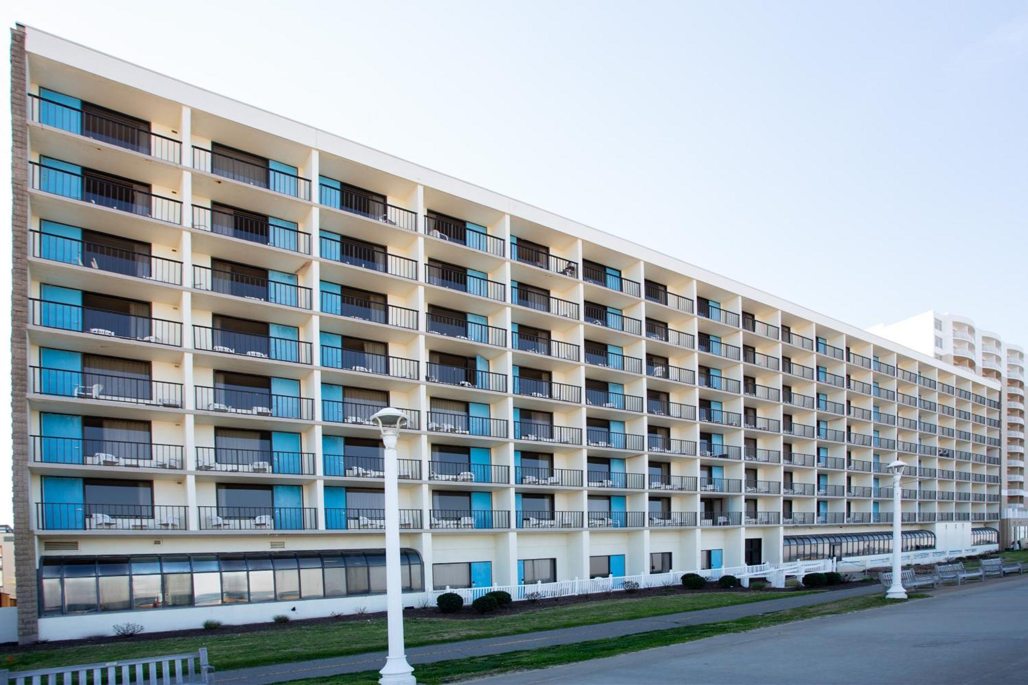 The Barclay Towers Hotel And Resort فيرجينيا بيتش المظهر الخارجي الصورة
