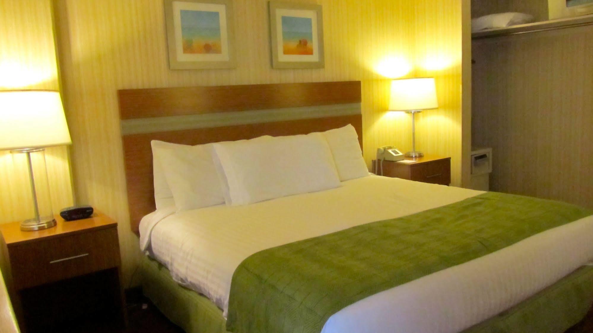 The Barclay Towers Hotel And Resort فيرجينيا بيتش المظهر الخارجي الصورة